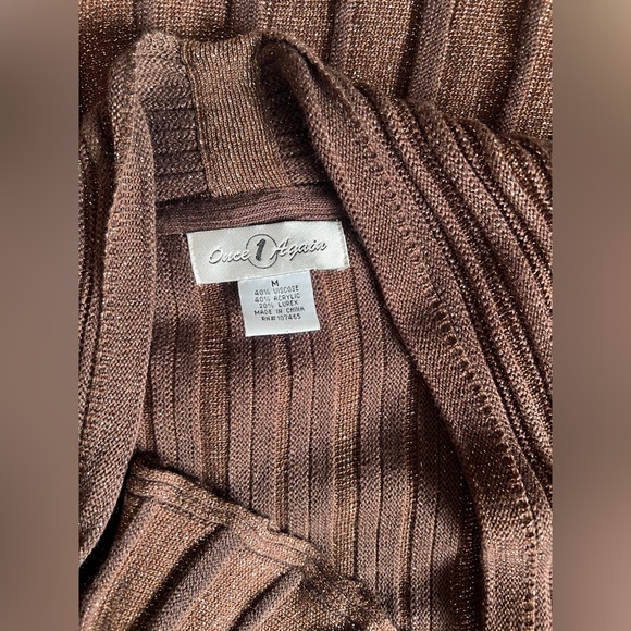 Once 1 Again Women Long Sweater Cardigan. Size M Color Brown and Gold - Picture 4 of 4